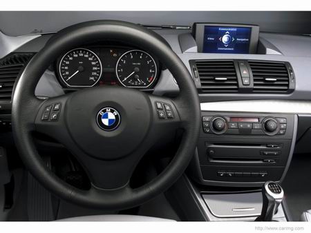 寶馬120i內(nèi)飾