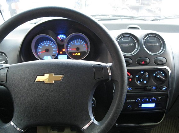 雪佛蘭樂馳運動款